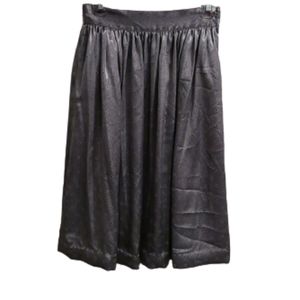 Ports international satin feel skirt Grey w/patter